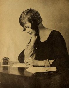 Delight_Evans_-_Screenland,_October_1923